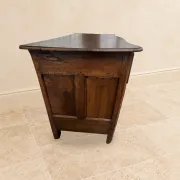 Louis XV walnut commode, 18th century