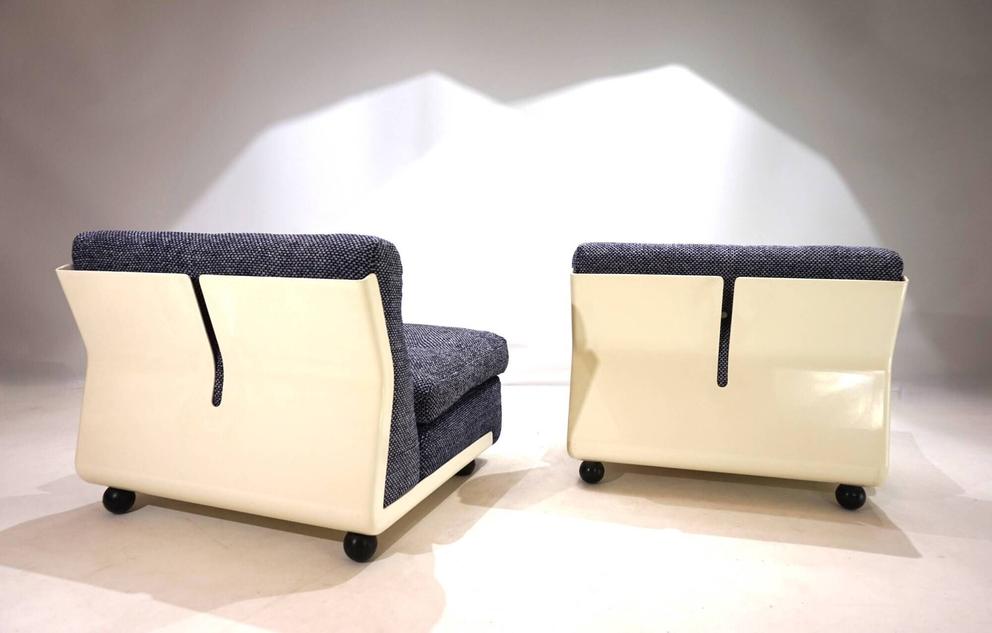 Set of 2 C&B Italia Amanta modular lounge chairs by Mario Bellini, 1970