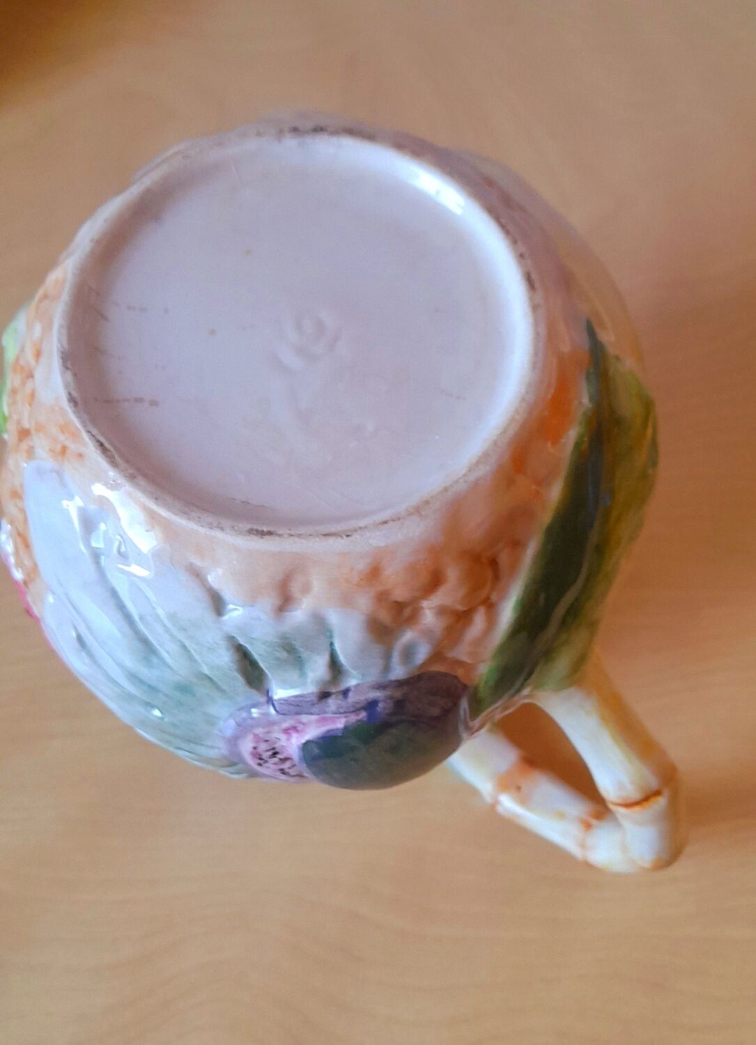 Fruit slurry pitcher