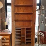 Administrative cabinet