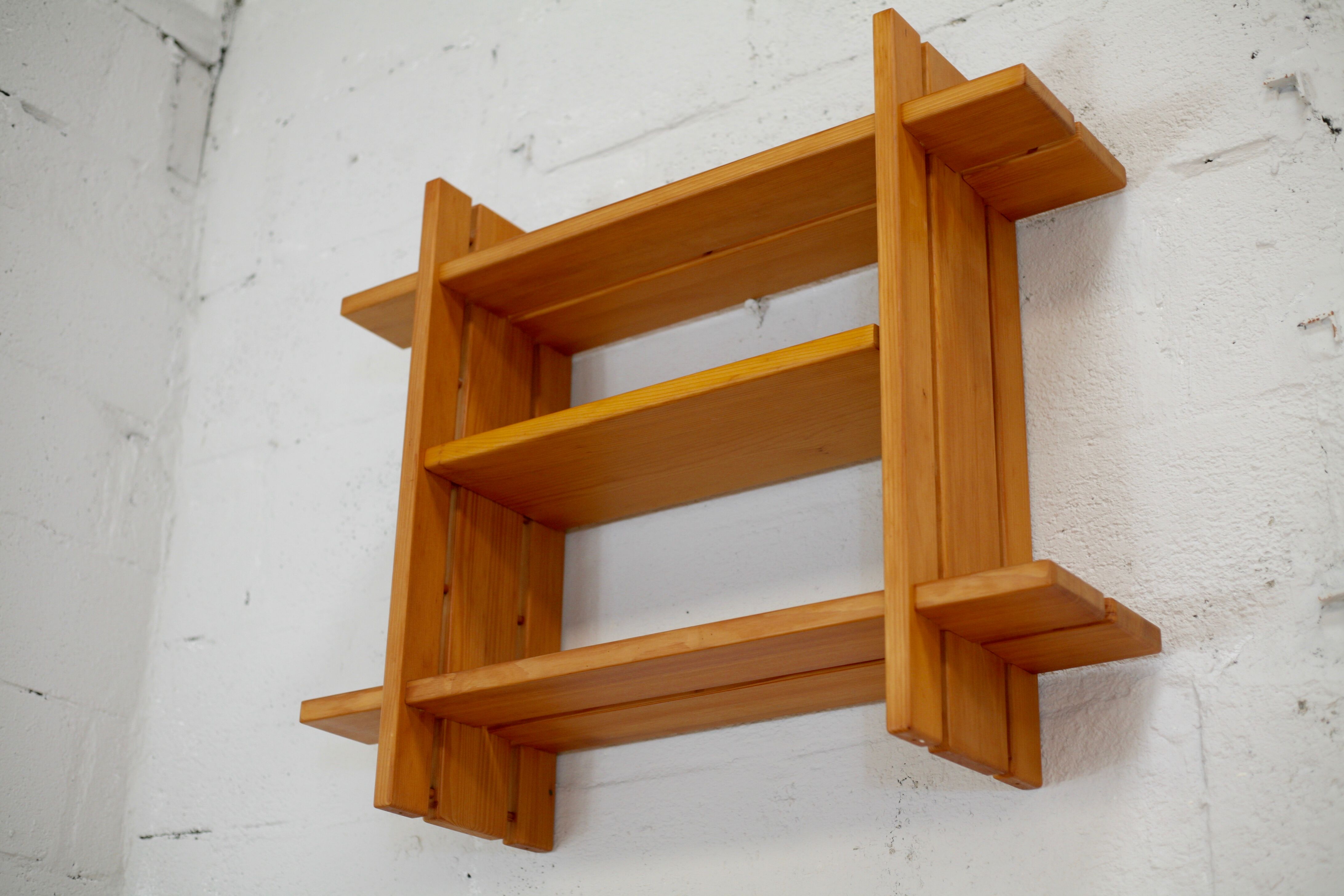 Maison Regain: modular office set. Pine. France, circa 1975