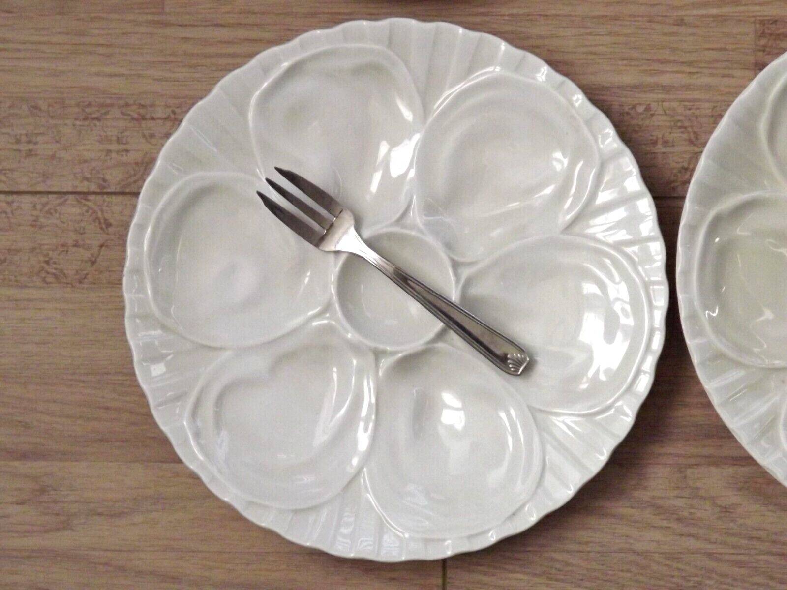 Ensemble de 6 assiettes à huîtres Français Pillivuyt Porcelaine blanche classique Mid Century 4514