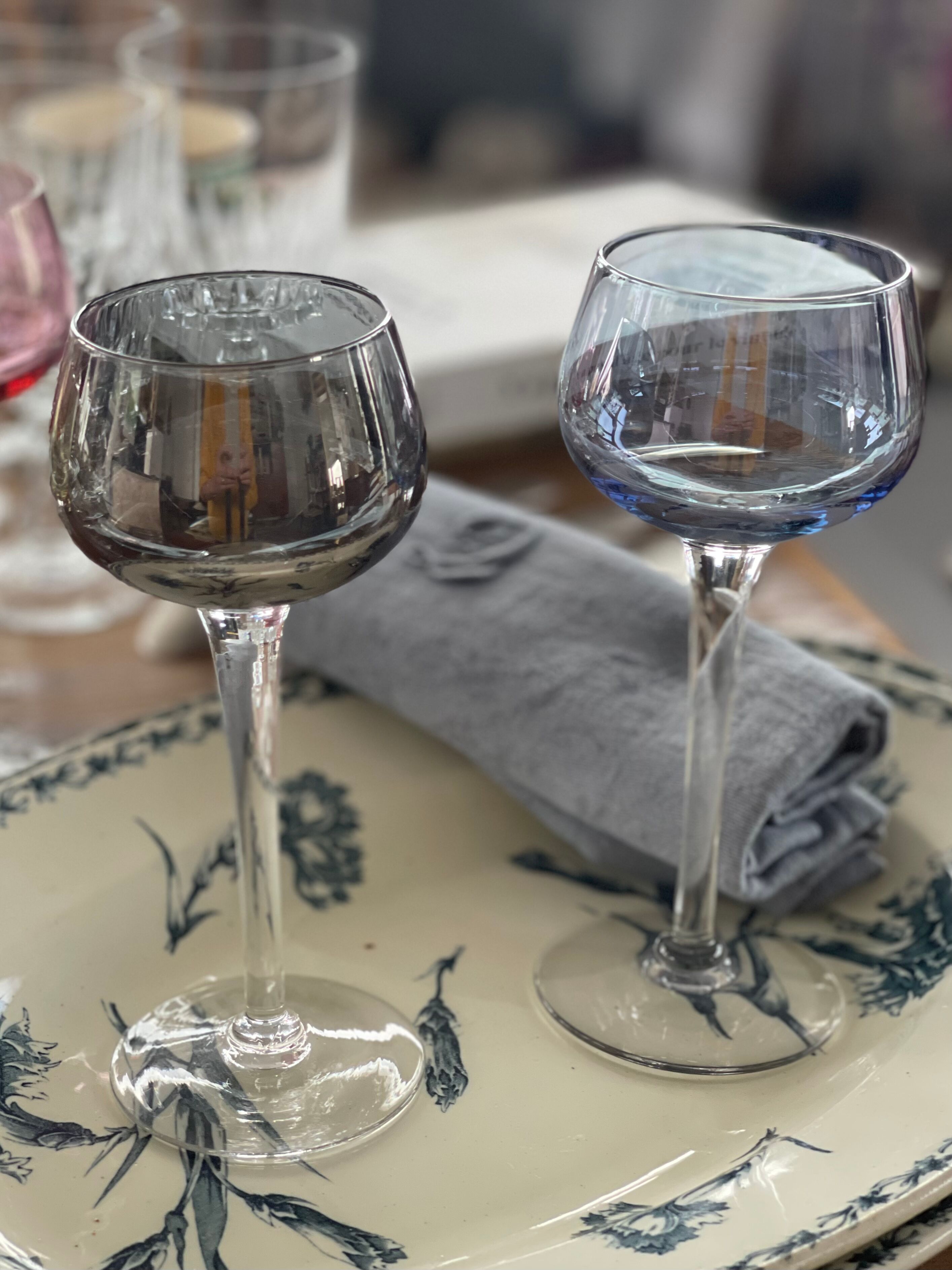 7 vintage iridescent foot glasses