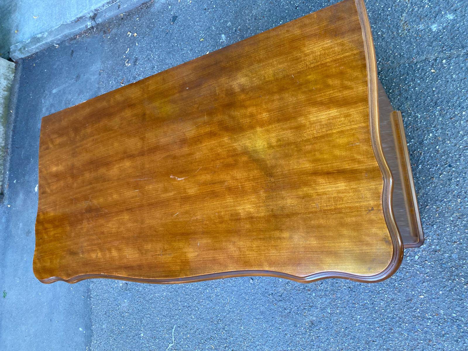 Louis XV wooden sideboard with 2-door TV cabinet