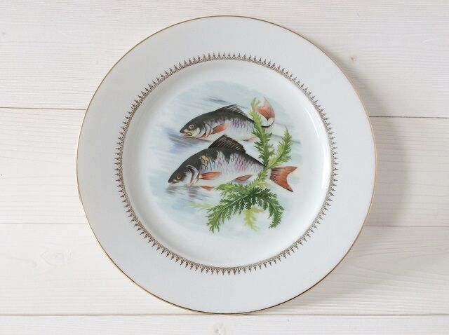 Lot 6 old fish plates, Sofafils porcelain