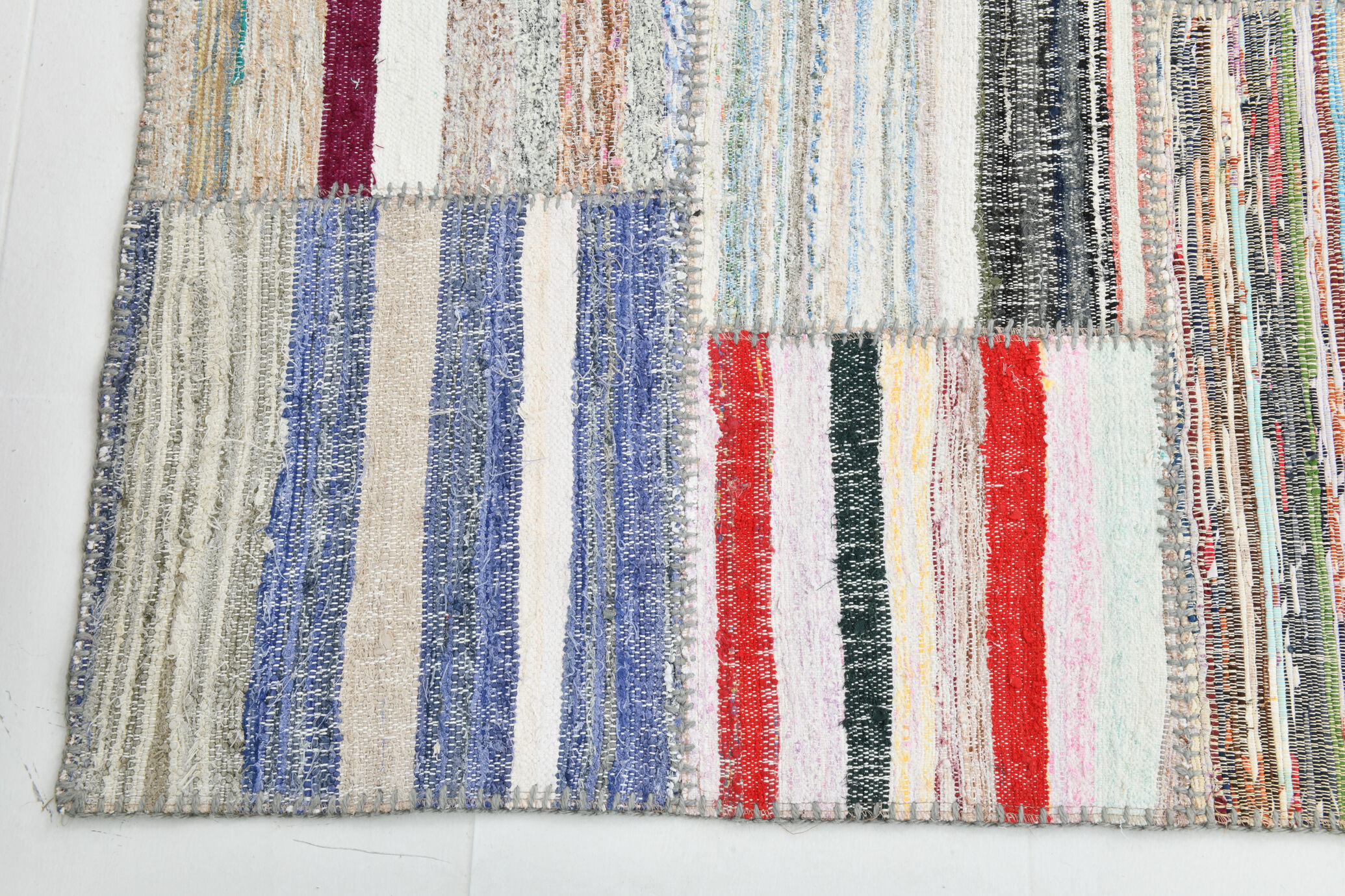 Bohemian ethnic rug 308x207cm