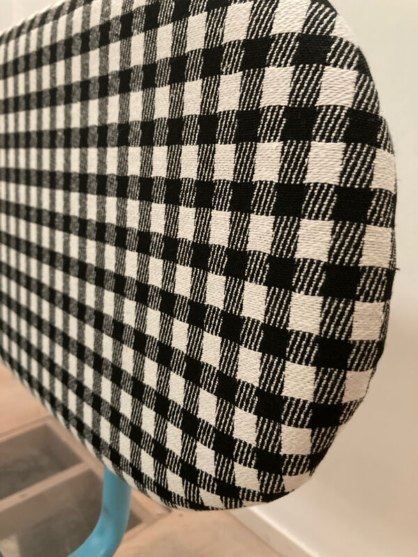 Banc en tissu vichy noir et Aquaclean vert
