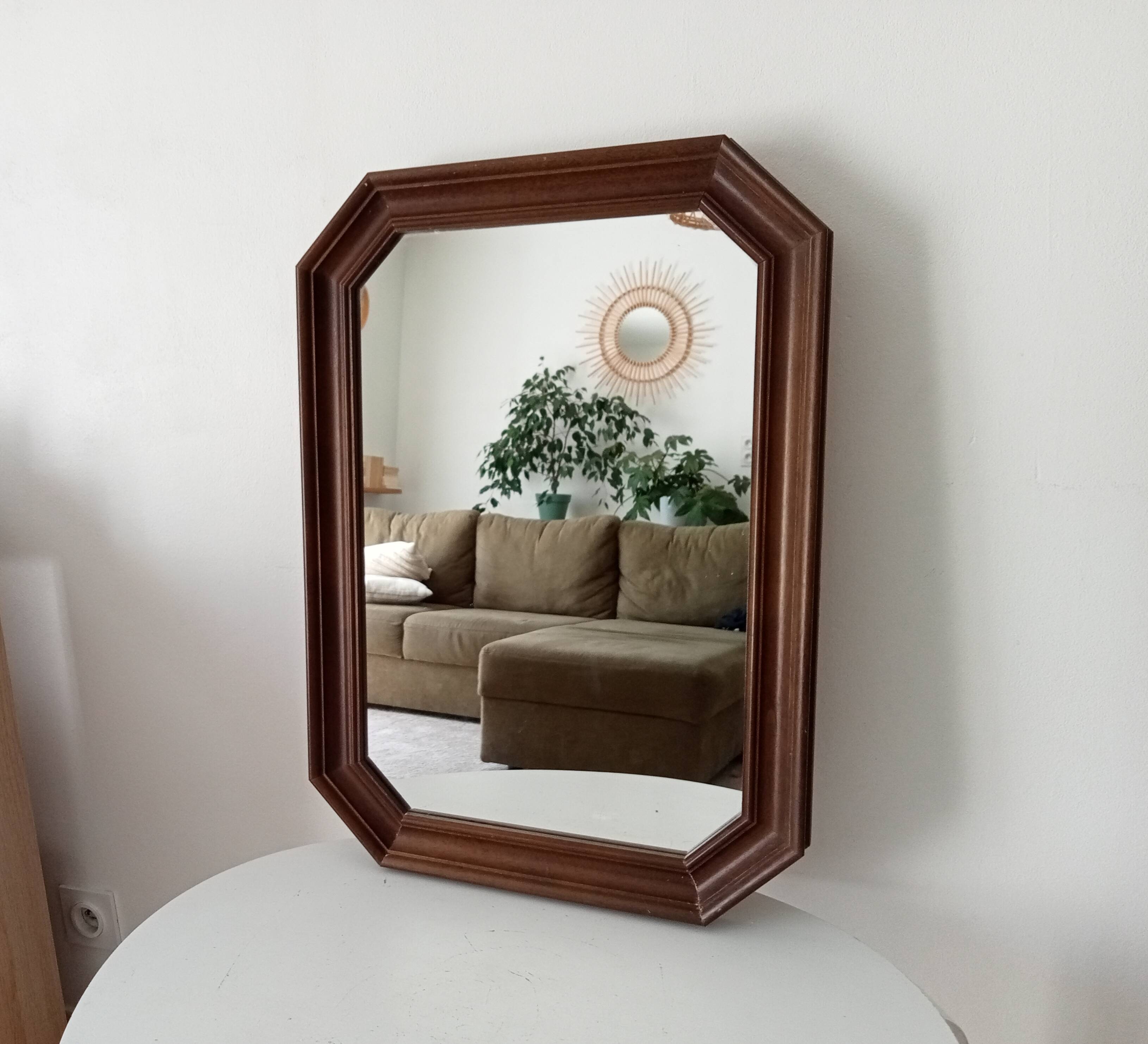 Vintage octagonal mirror from the 70s/80s.