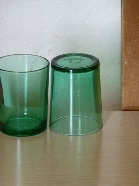 6 glasses of vintage green glass water 1970