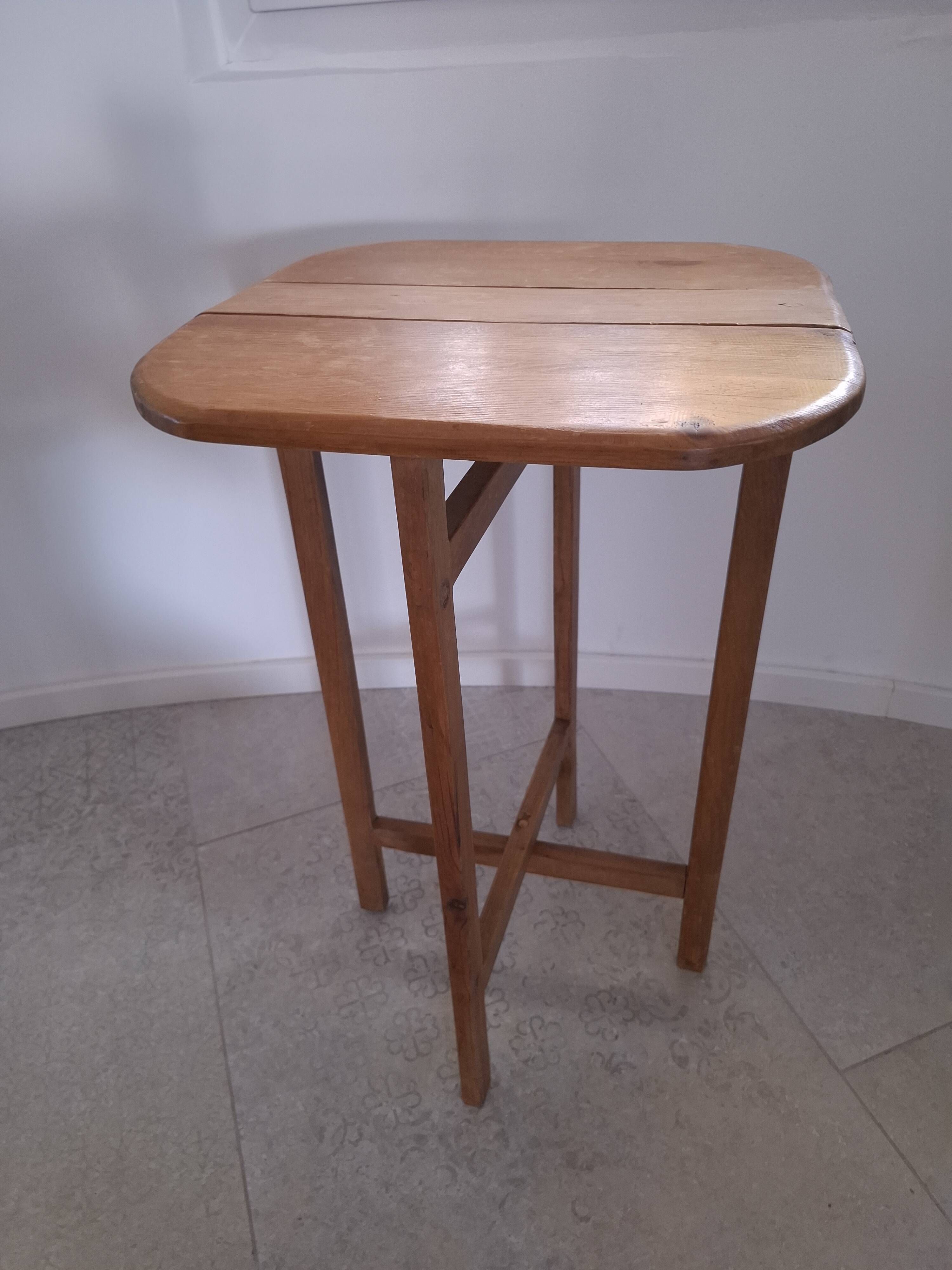 Folding wooden side table