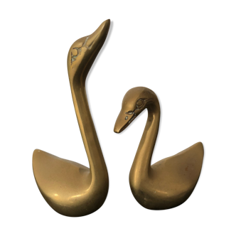 Pair swans in love brass