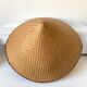 Chapeau asiatique tressé