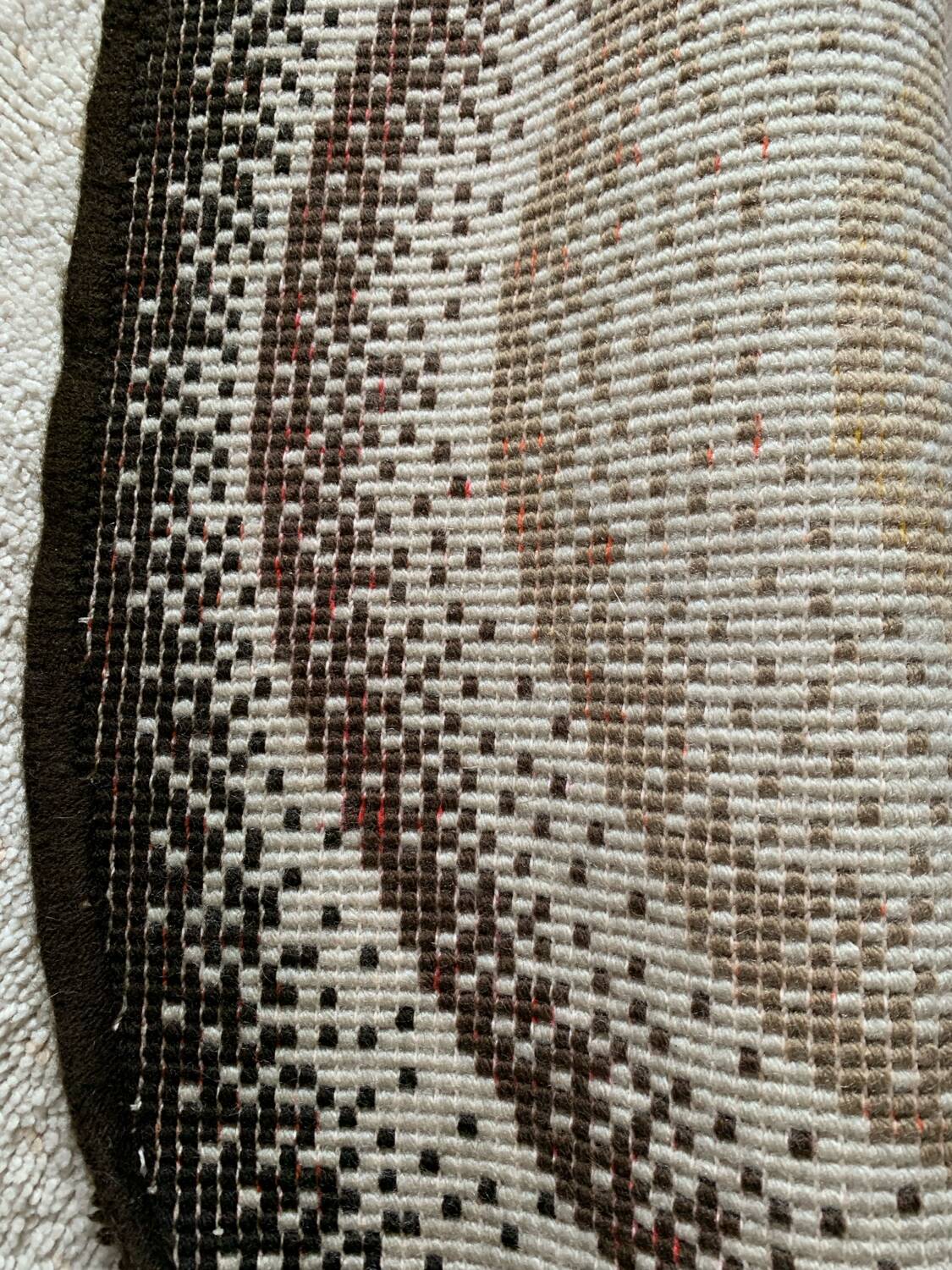 Oval rug from the 70s