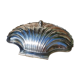 Serviteur en métal argenté forme de coquille Saint-Jacques