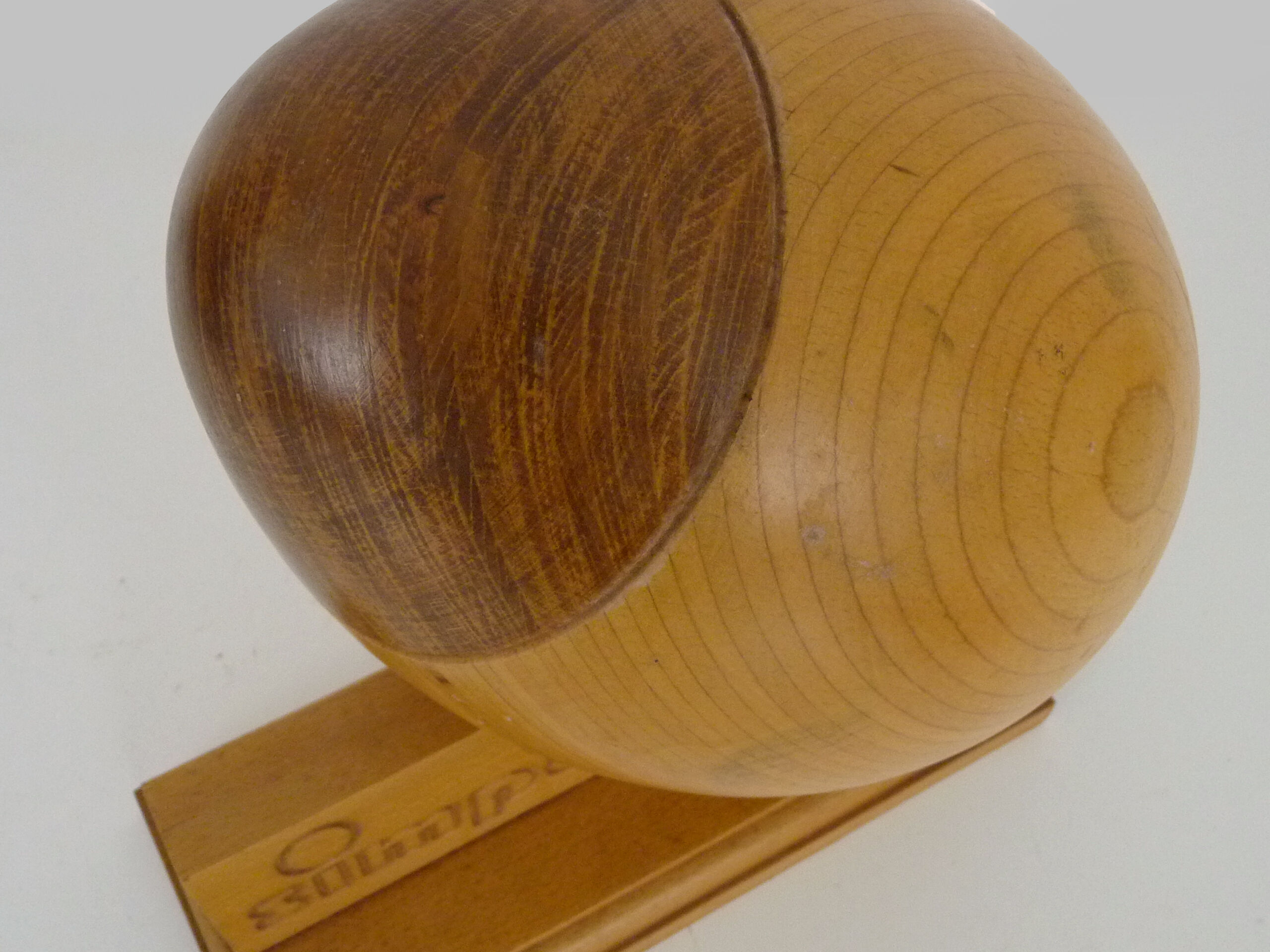 Ballon de rugby publicitaire taille réelle en bois, Simpa, années 80 90