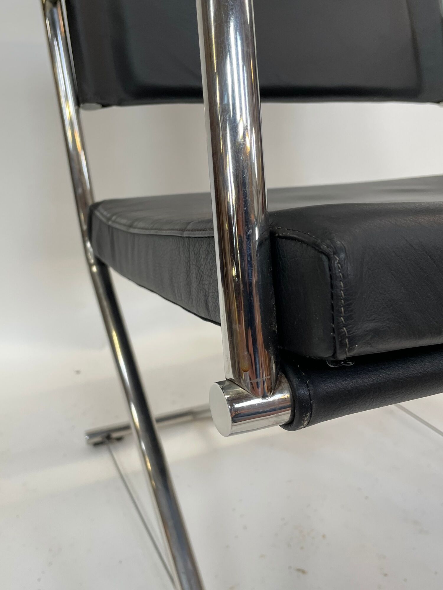 Vintage Sleek Modern Euroka Folding Campaign Lounge Chair by Mark Singer for Melamede