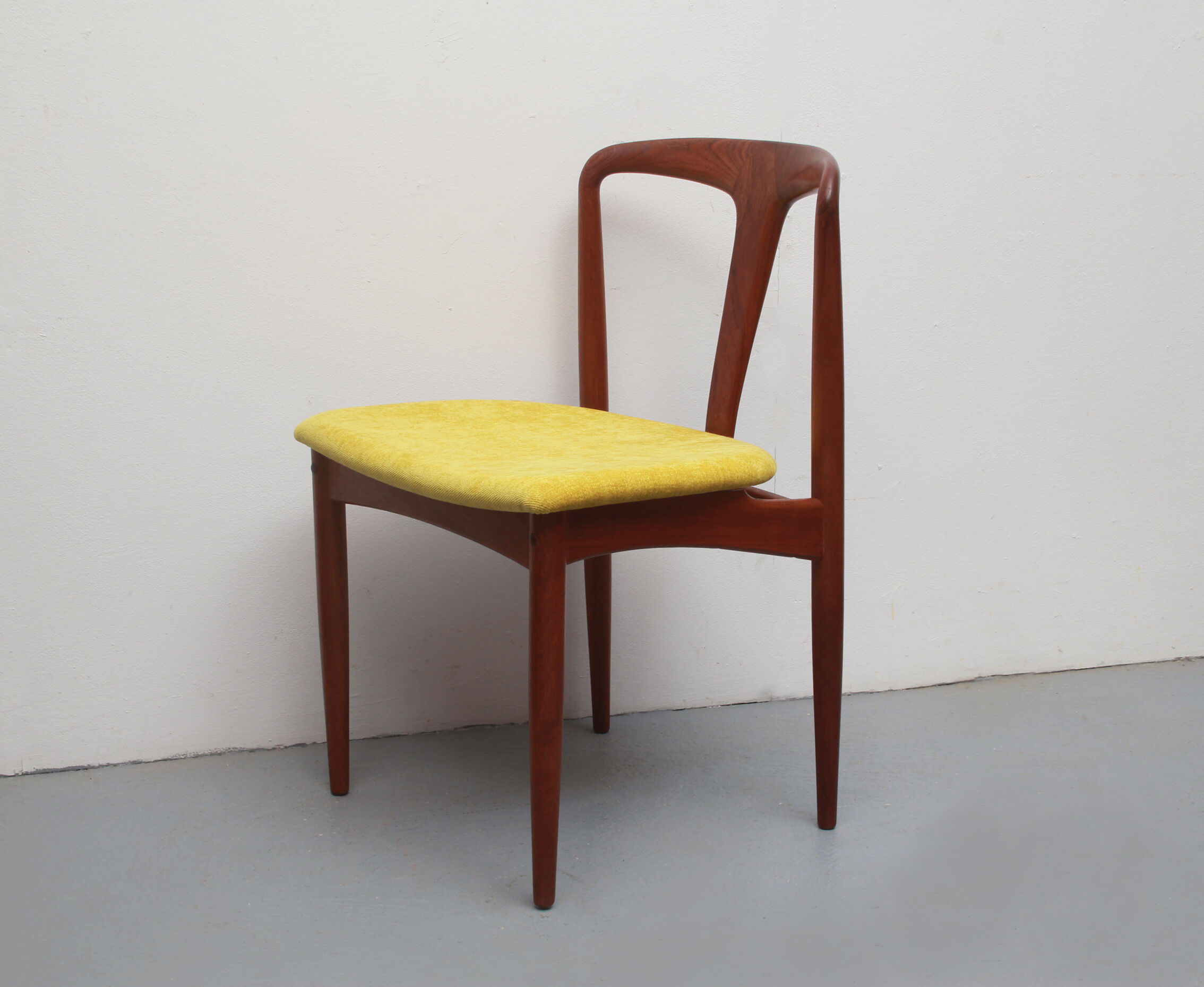 1960s chair teak Juliane from Johannes Andersen for Uldum, Dispo 6