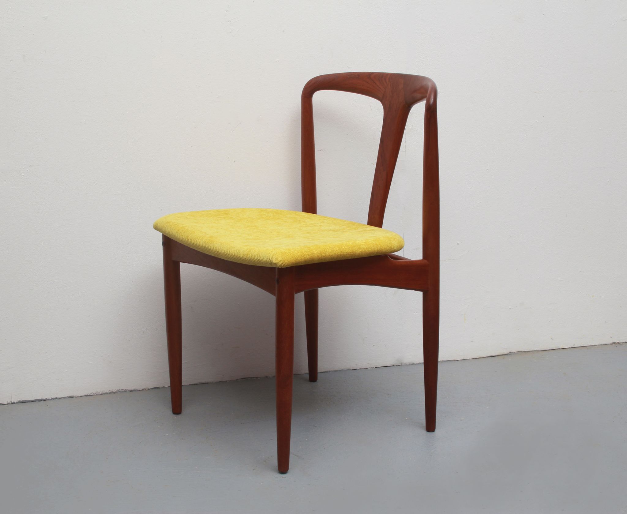 1960s chair teak Juliane from Johannes Andersen for Uldum, Dispo 6