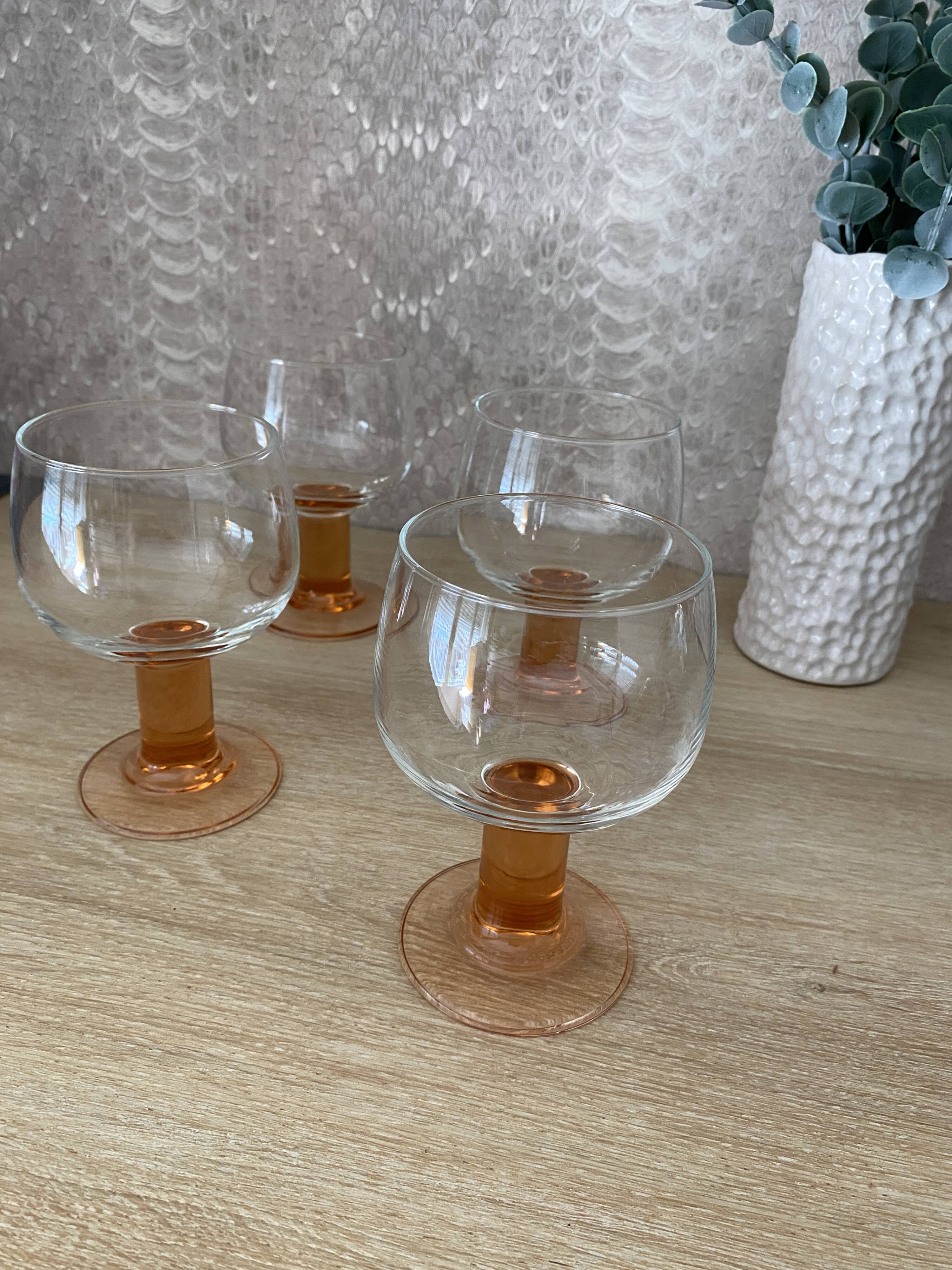 set of 4 new Luminarc stemmed glasses / Arques glassworks