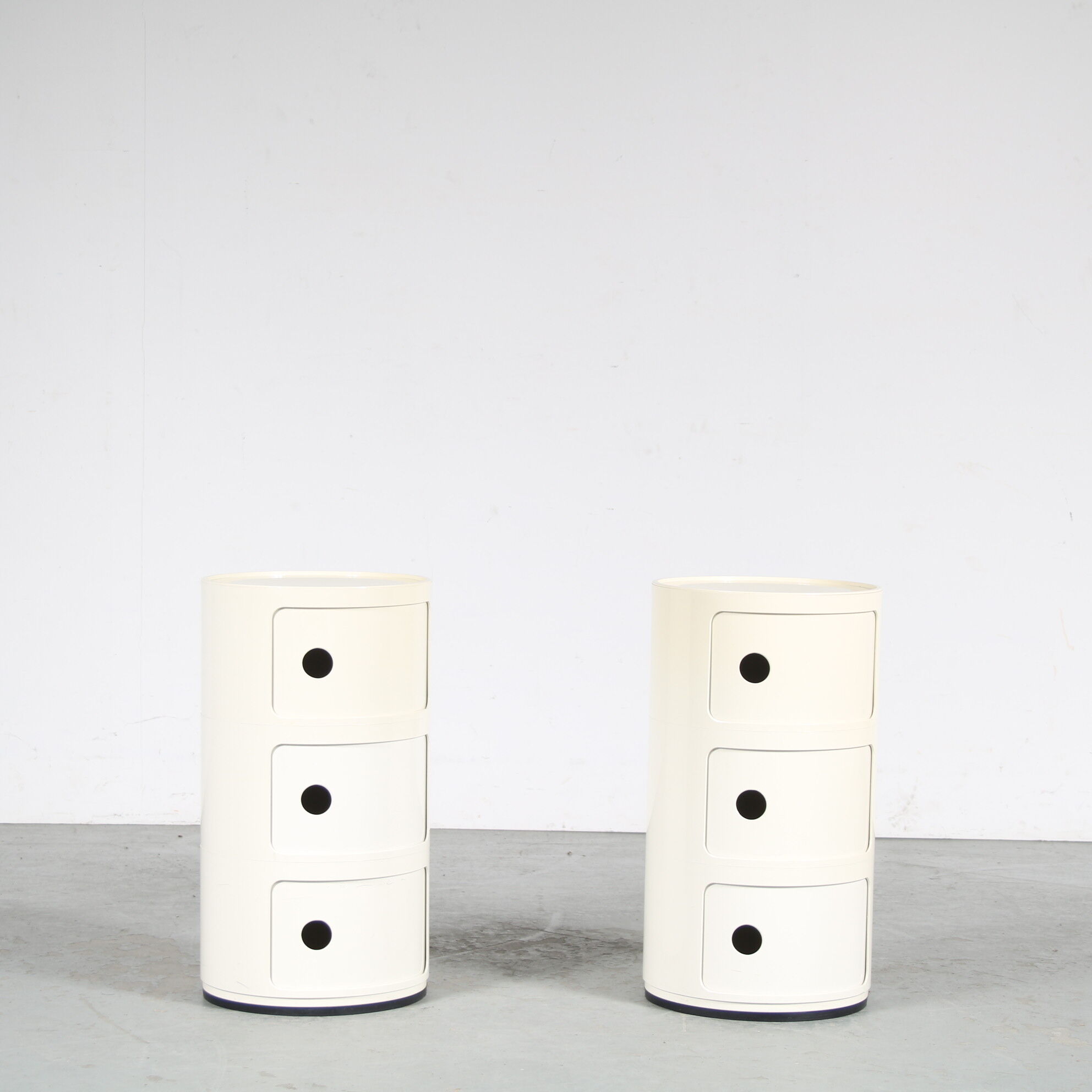 Table de chevet des années 1980 par Anna Castelli Ferrieri pour Kartell, Italie