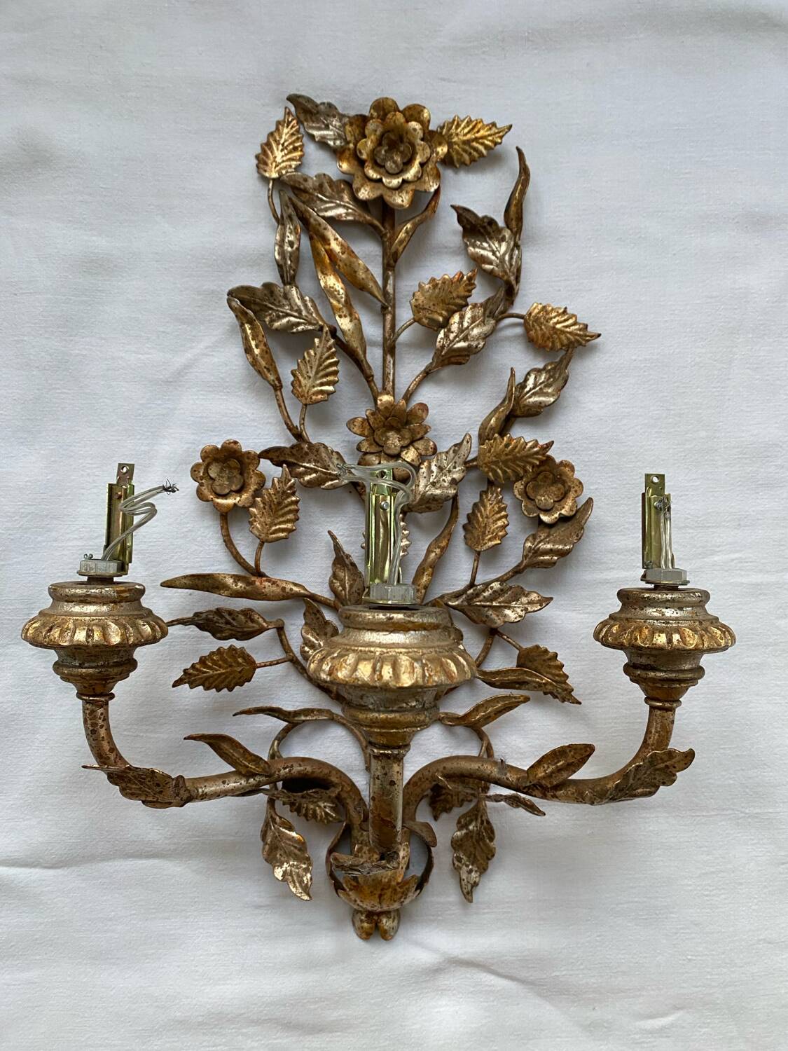 Vintage art deco gold iron flower and leaf wall light