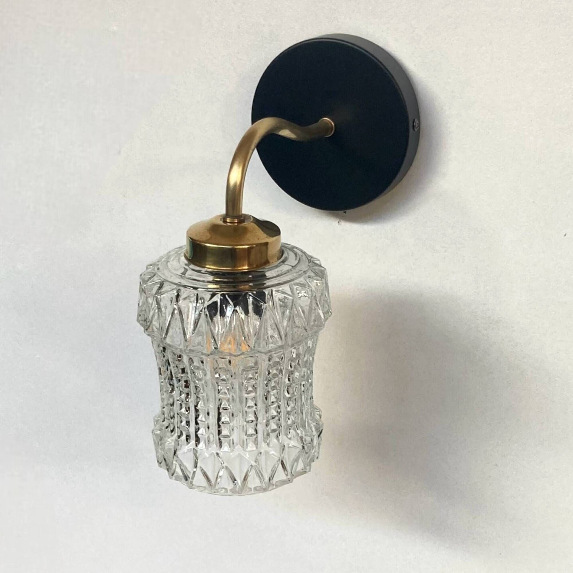 Old swan neck wall light in brass and thick glass tulip LAMP-7101