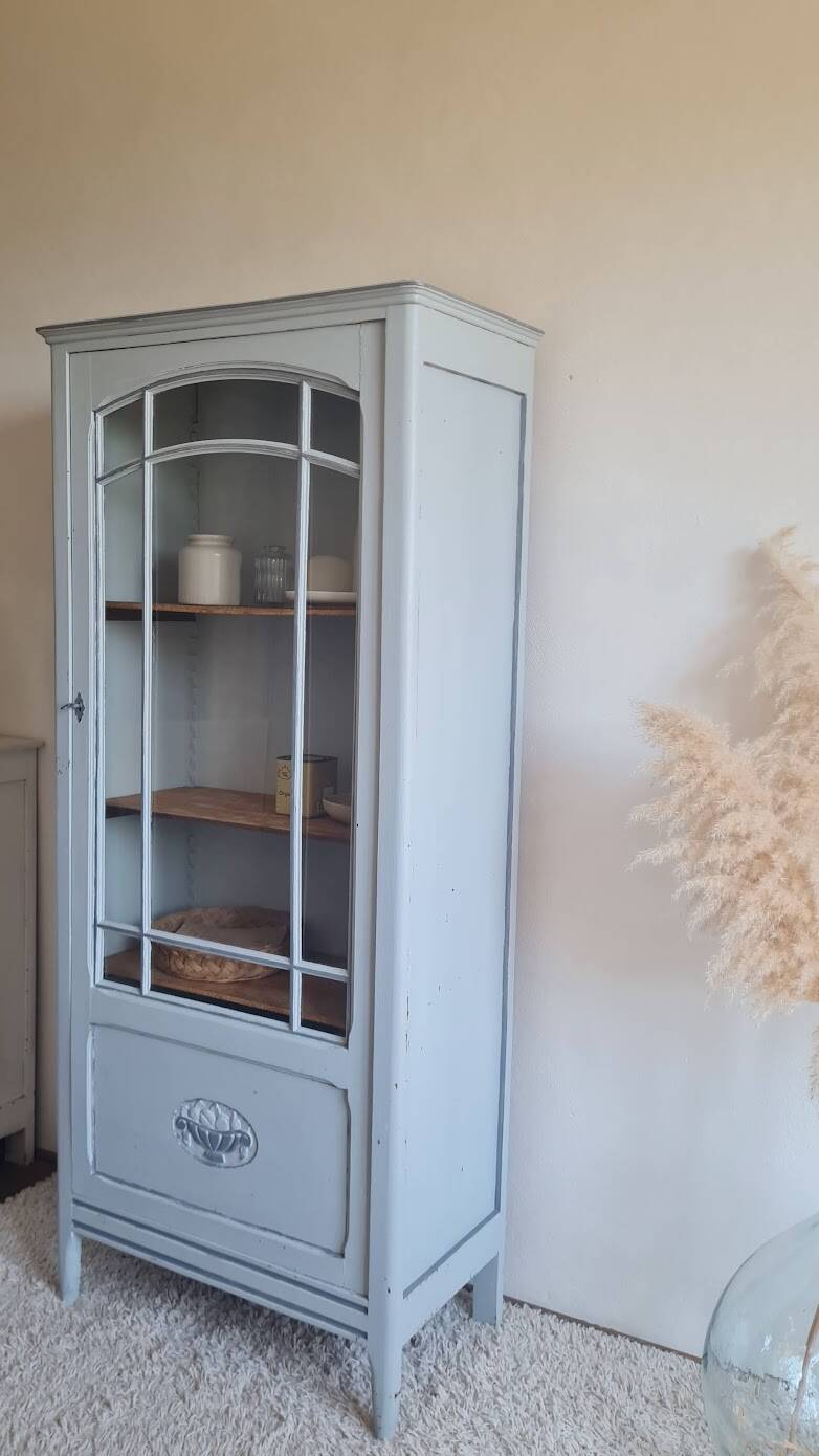 Parisian Art Deco glass cabinet
