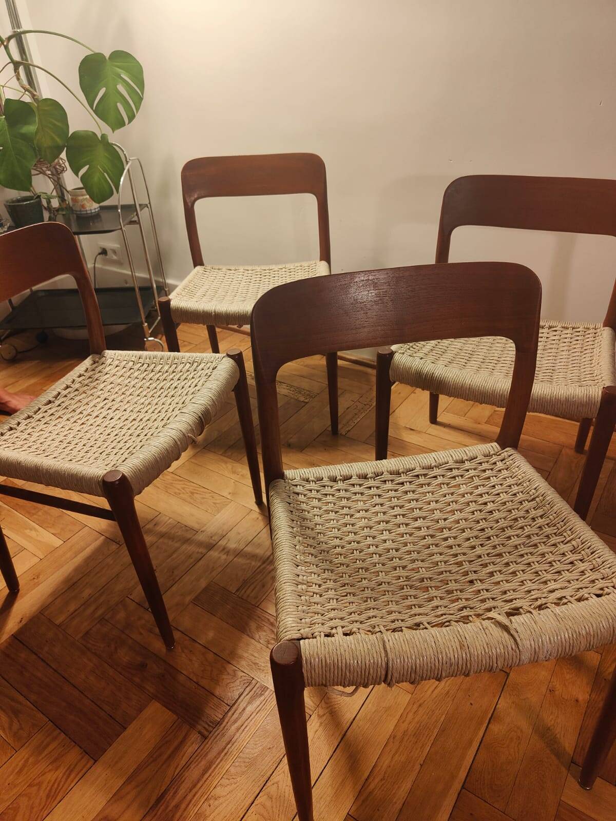 Chairs 75 Noels Otto Moller