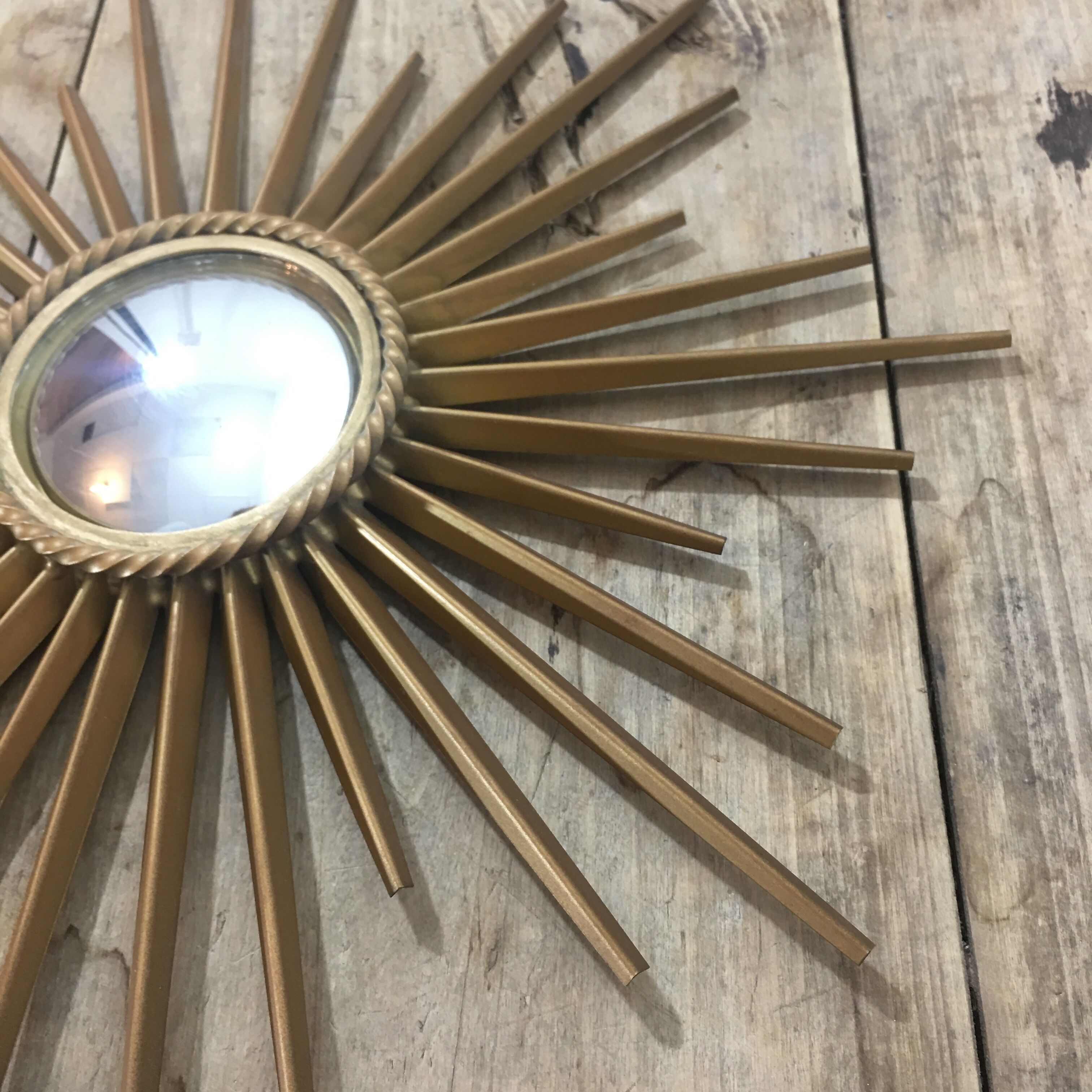 Curved mirror sun Chaty Vallauris gold metal diameter 40cm