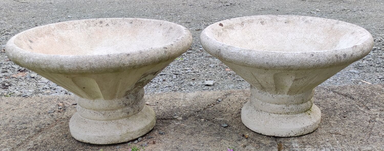 Pair of old gardeners