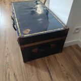 Union Trunk & Luggage Travel Trunk