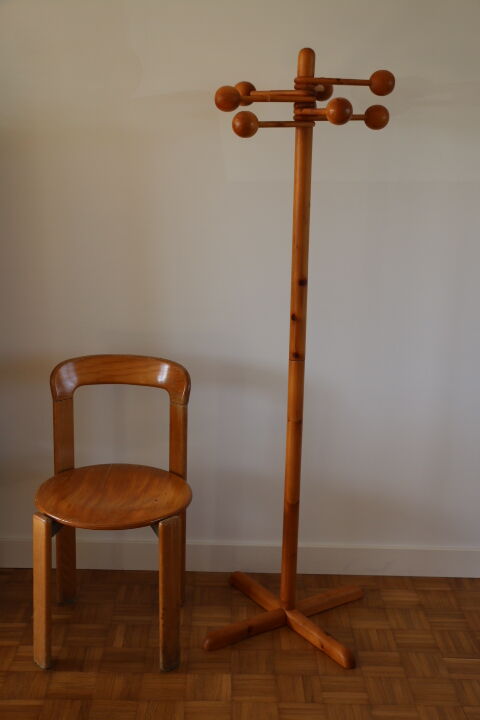 Scandinavian pine coat rack 1970