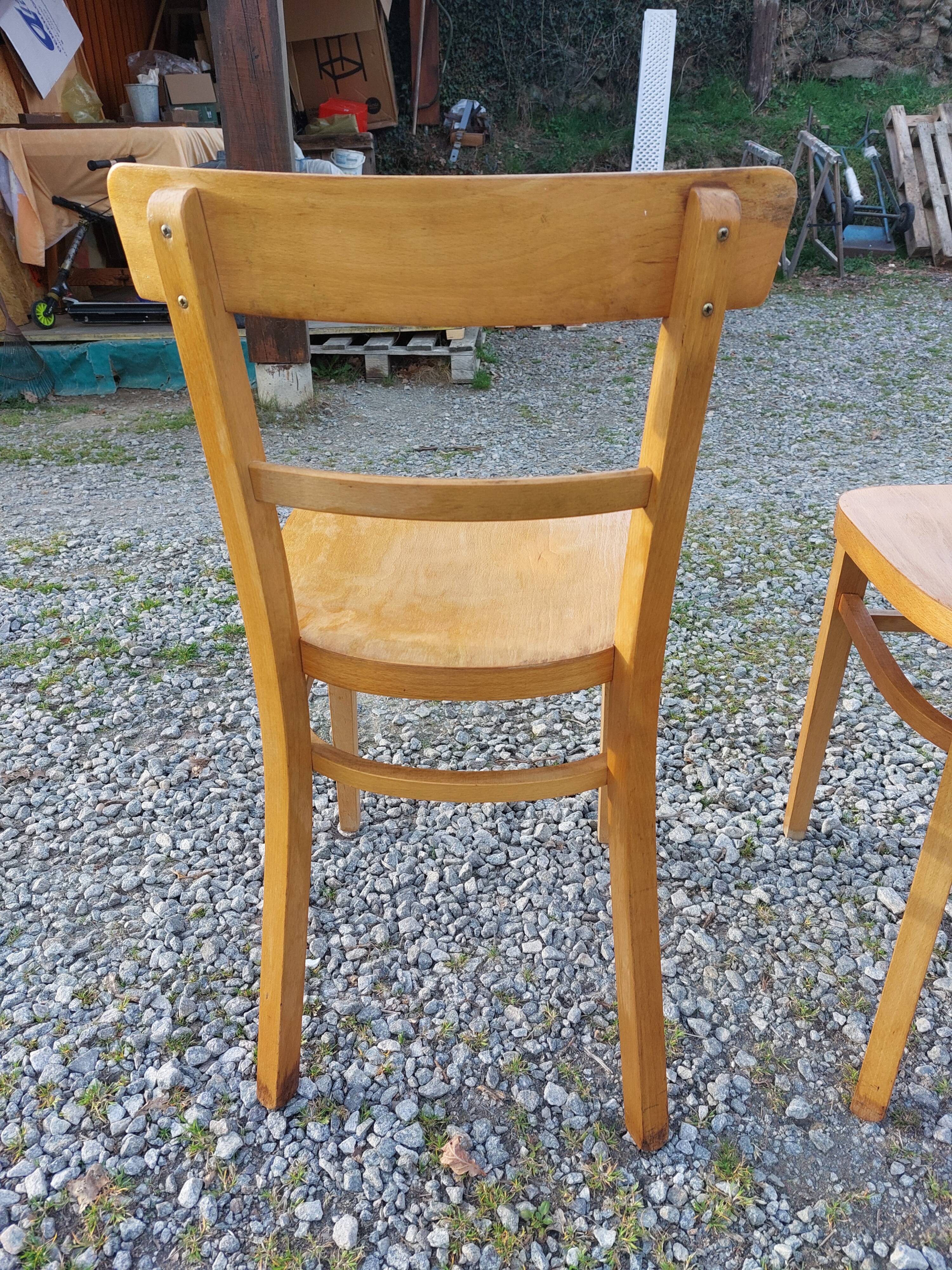 3 bistro chairs, light colour