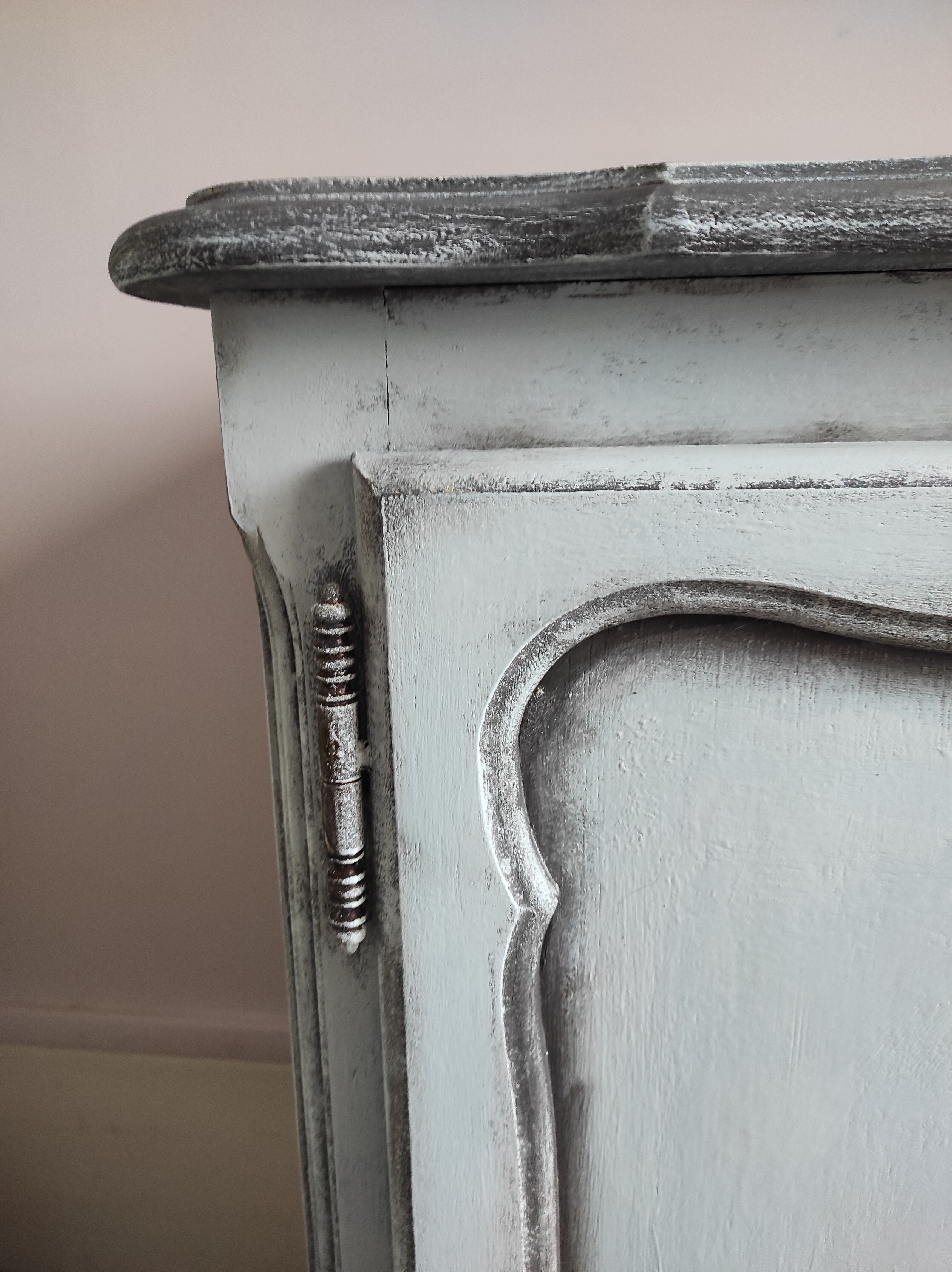 Tiffany style buffet