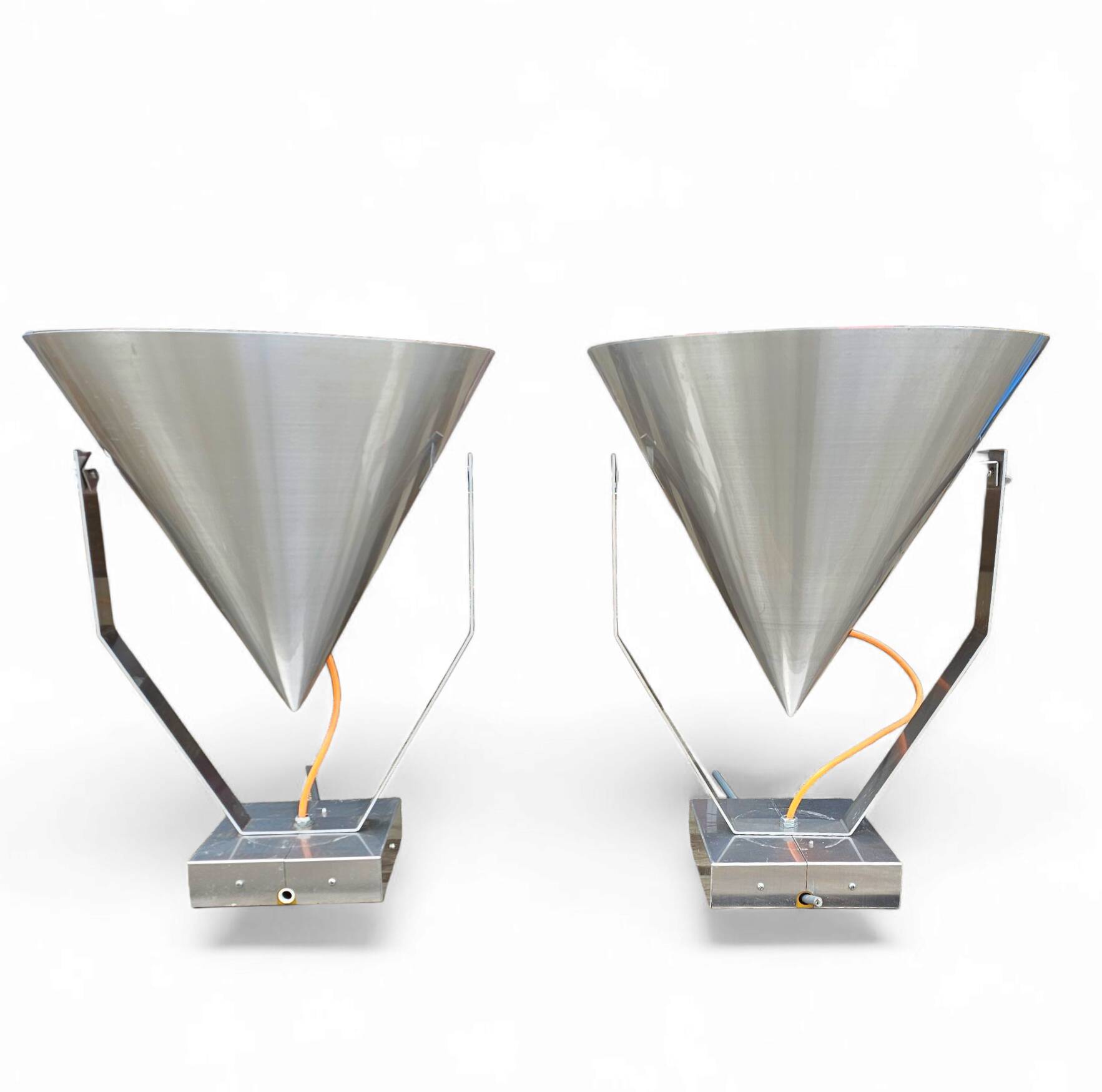 / Conical / Industrial Style Lamps /