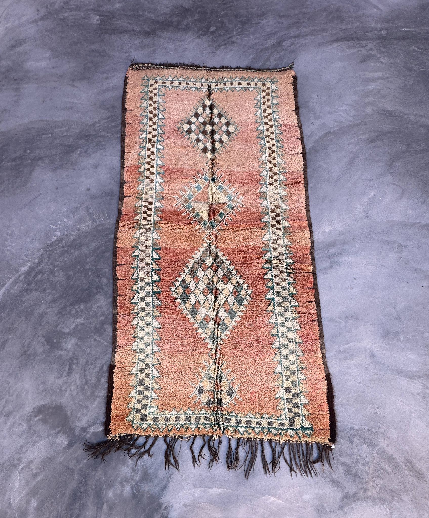 Tapis Marocain Boujad rose et Blue -124 x 248 cm