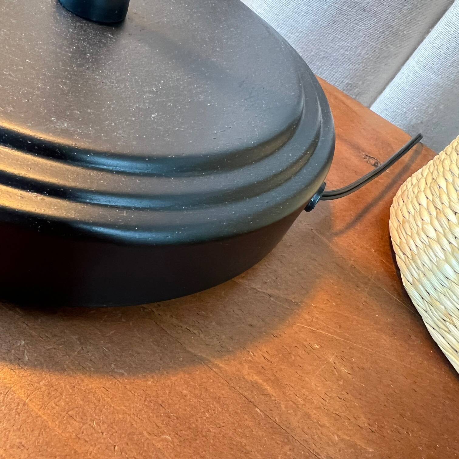 Lampe vintage en métal et opaline
