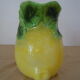 Pichet barbotine forme citron