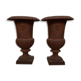 Paire de vases Médicis en fonte de jardin