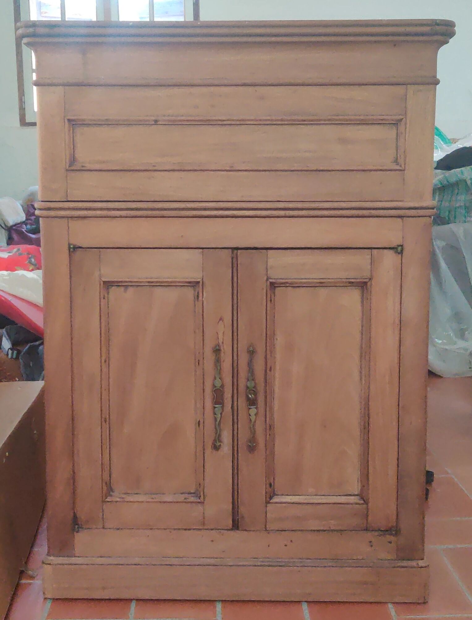 Mahogany toilet furniture
