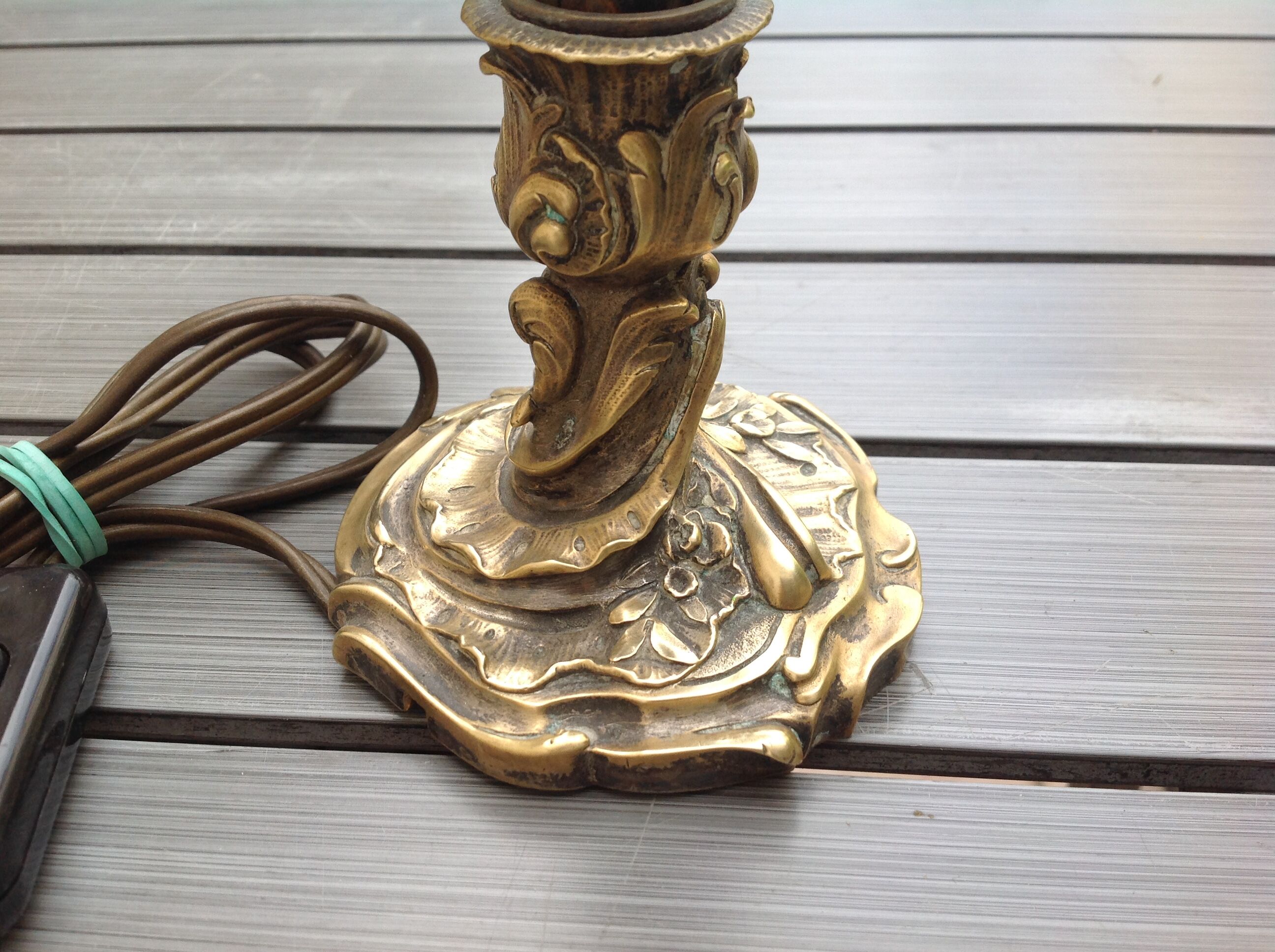 Pair of bronze bedside lamp, 19th