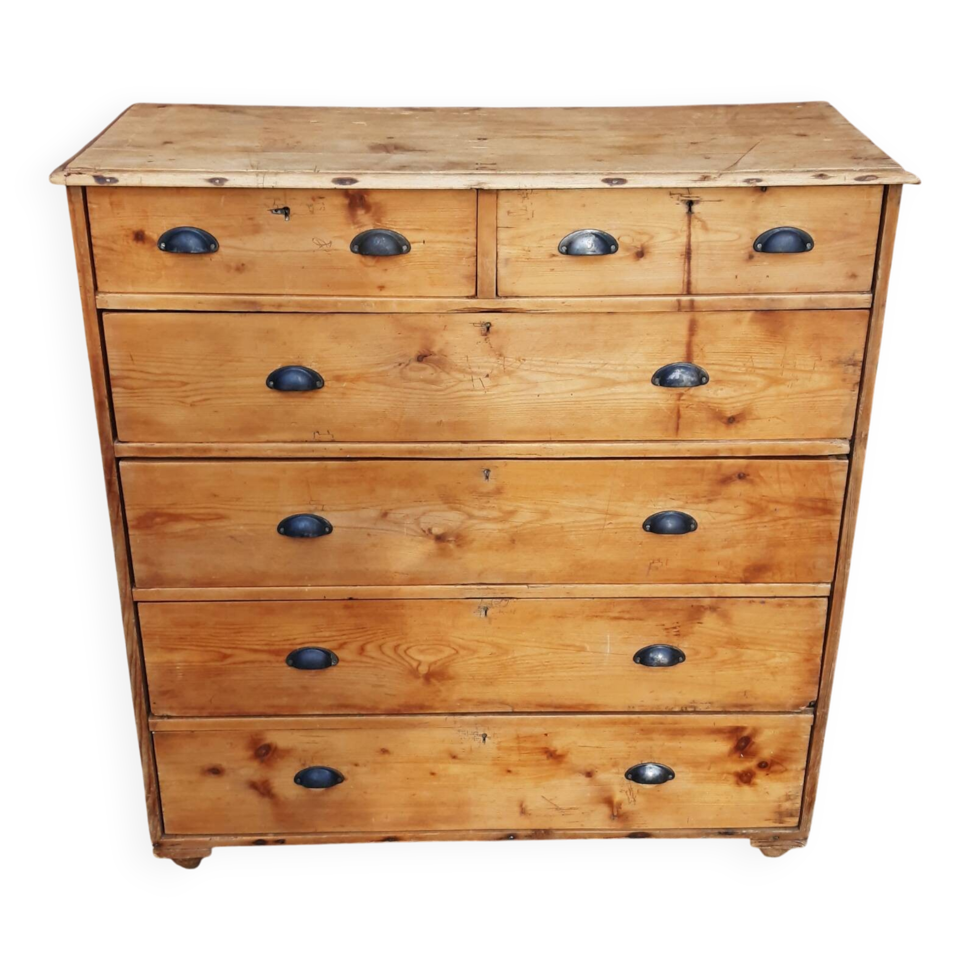 Commode ou meuble à tiroirs