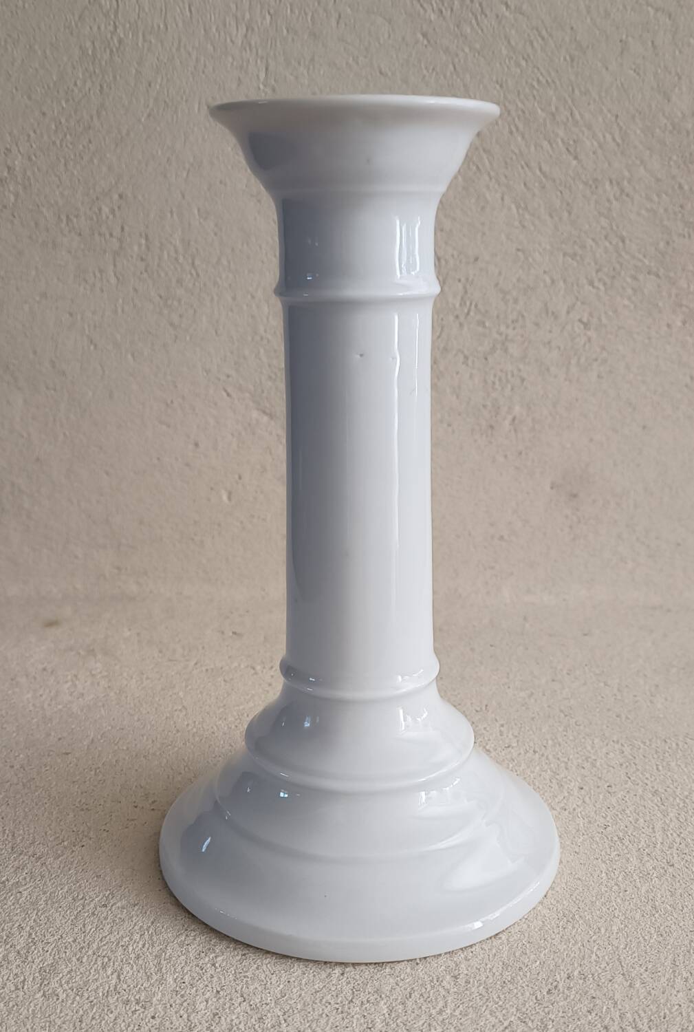 Porcelain candle holder