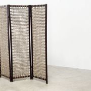 Paravent / séparateur de pièce brutaliste en « corde »