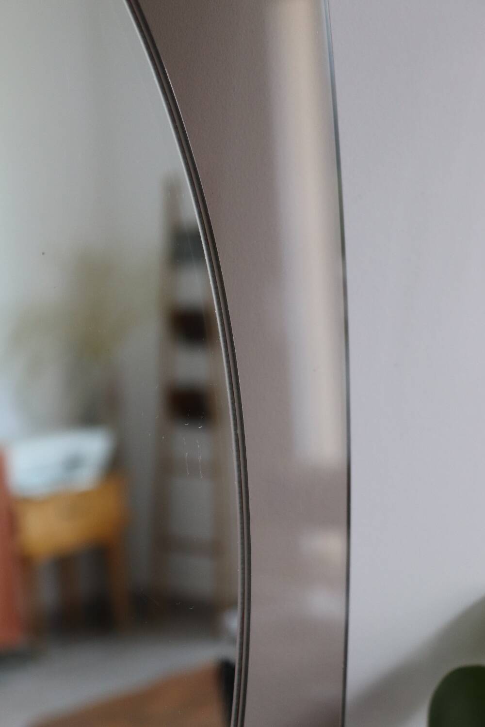 Two-tone glass mirror from the 70s