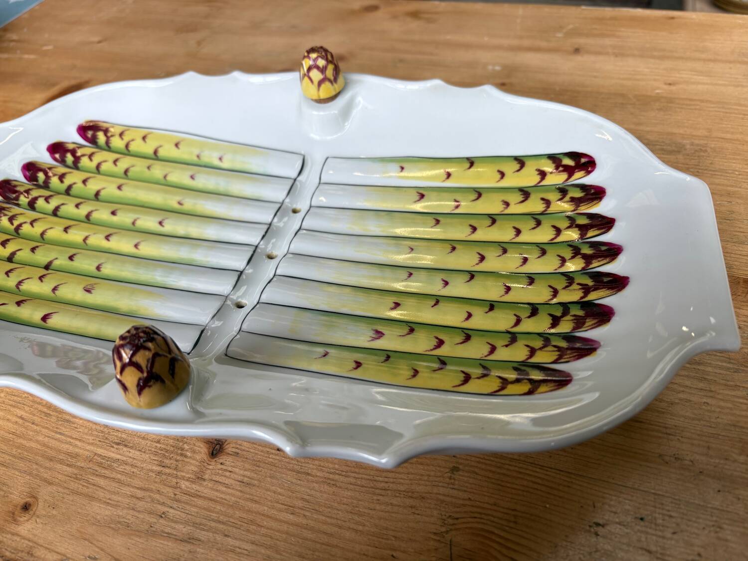Antique asparagus dish in Limoges porcelain – Pates & Cie – system