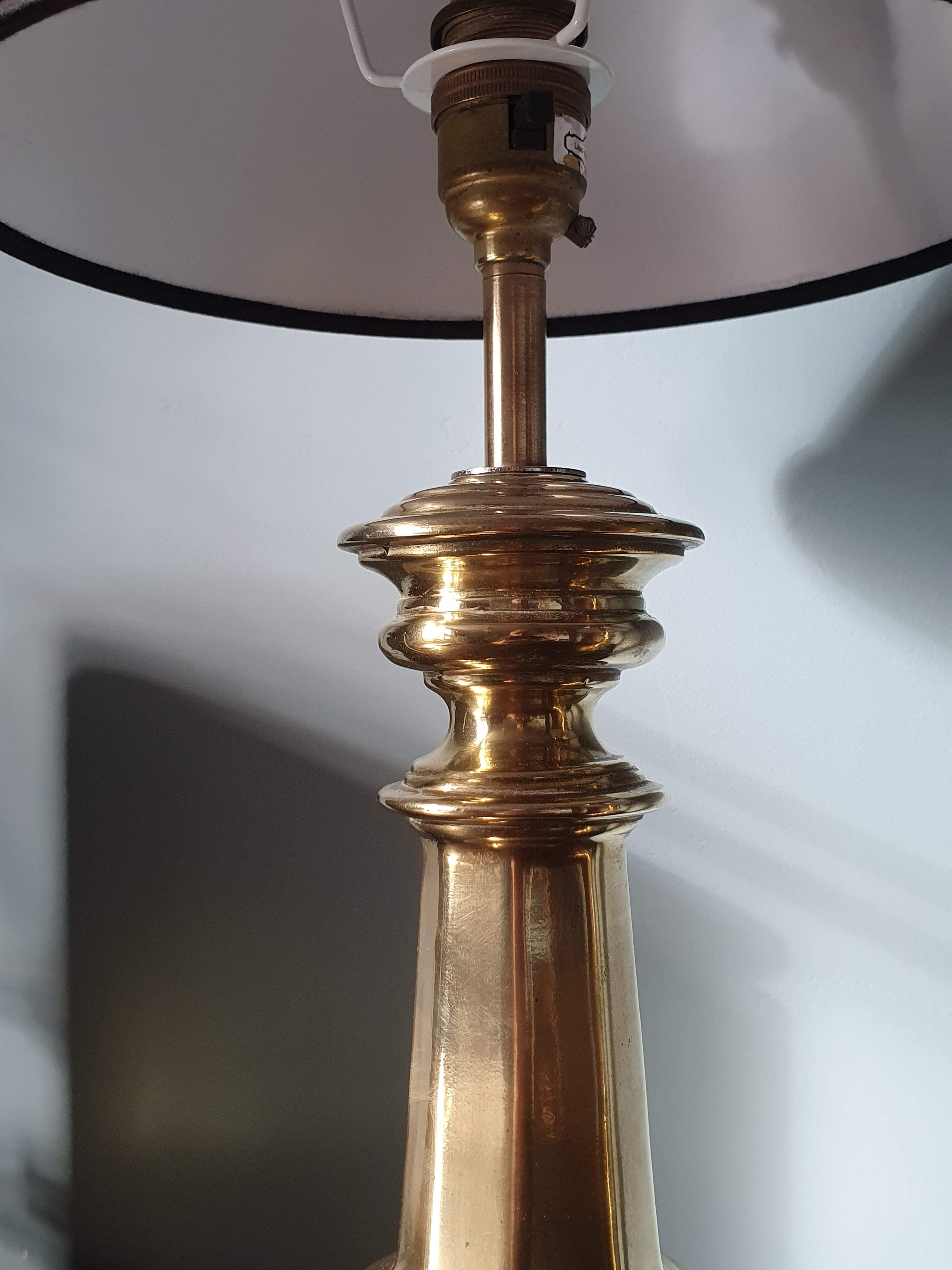 Duo of antique lamps in bronze and brass