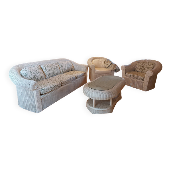 Salon de jardin en osier vintage