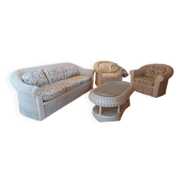Salon de jardin en osier vintage