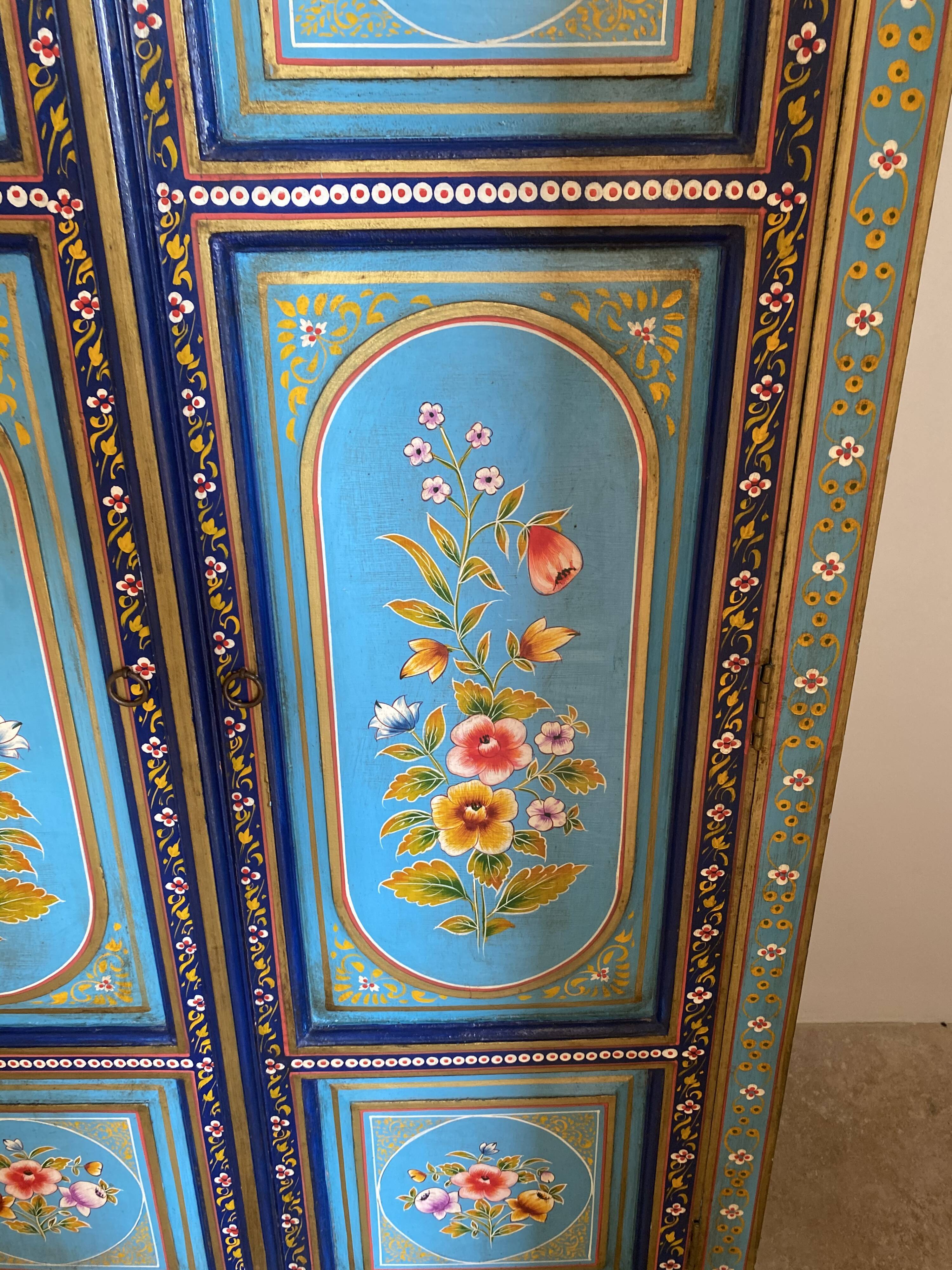 Painted cabinet with floral decoration